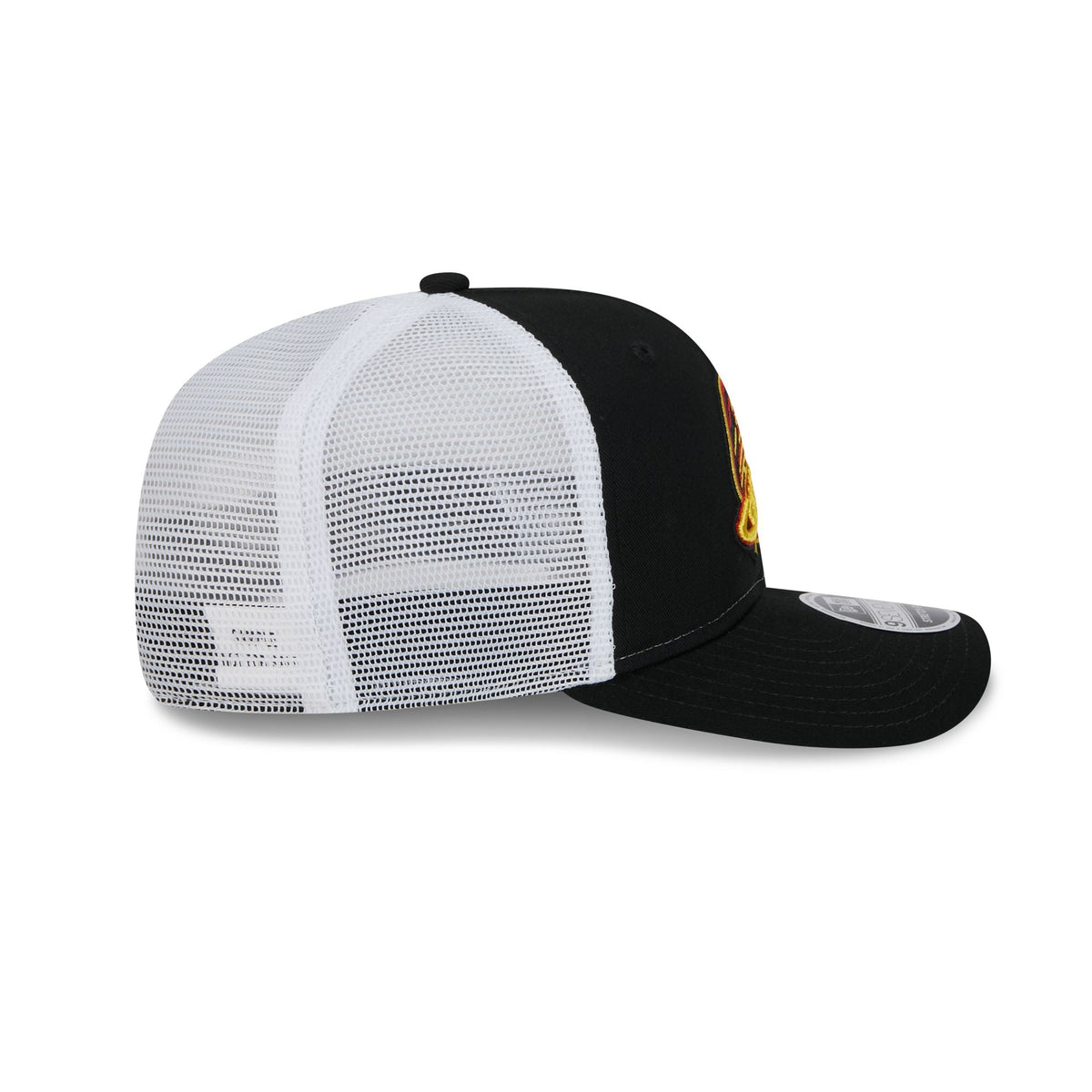 Vancouver Canucks Black Team 9SEVENTY Trucker Hat