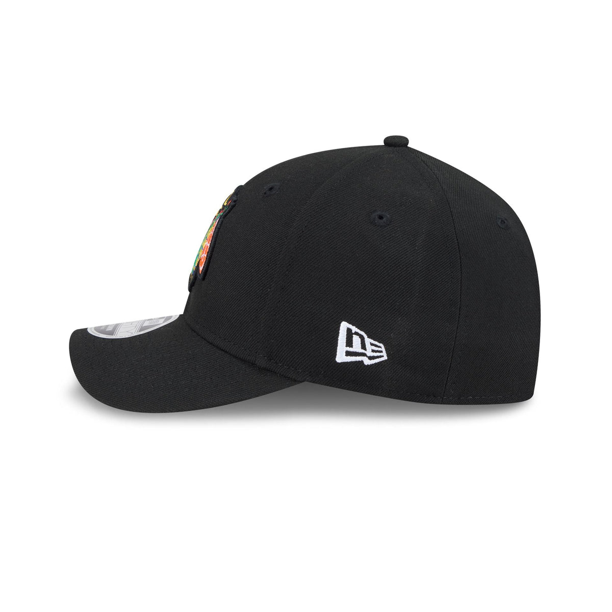 Chicago Blackhawks Team Black 9FORTY M-Crown Snapback Hat